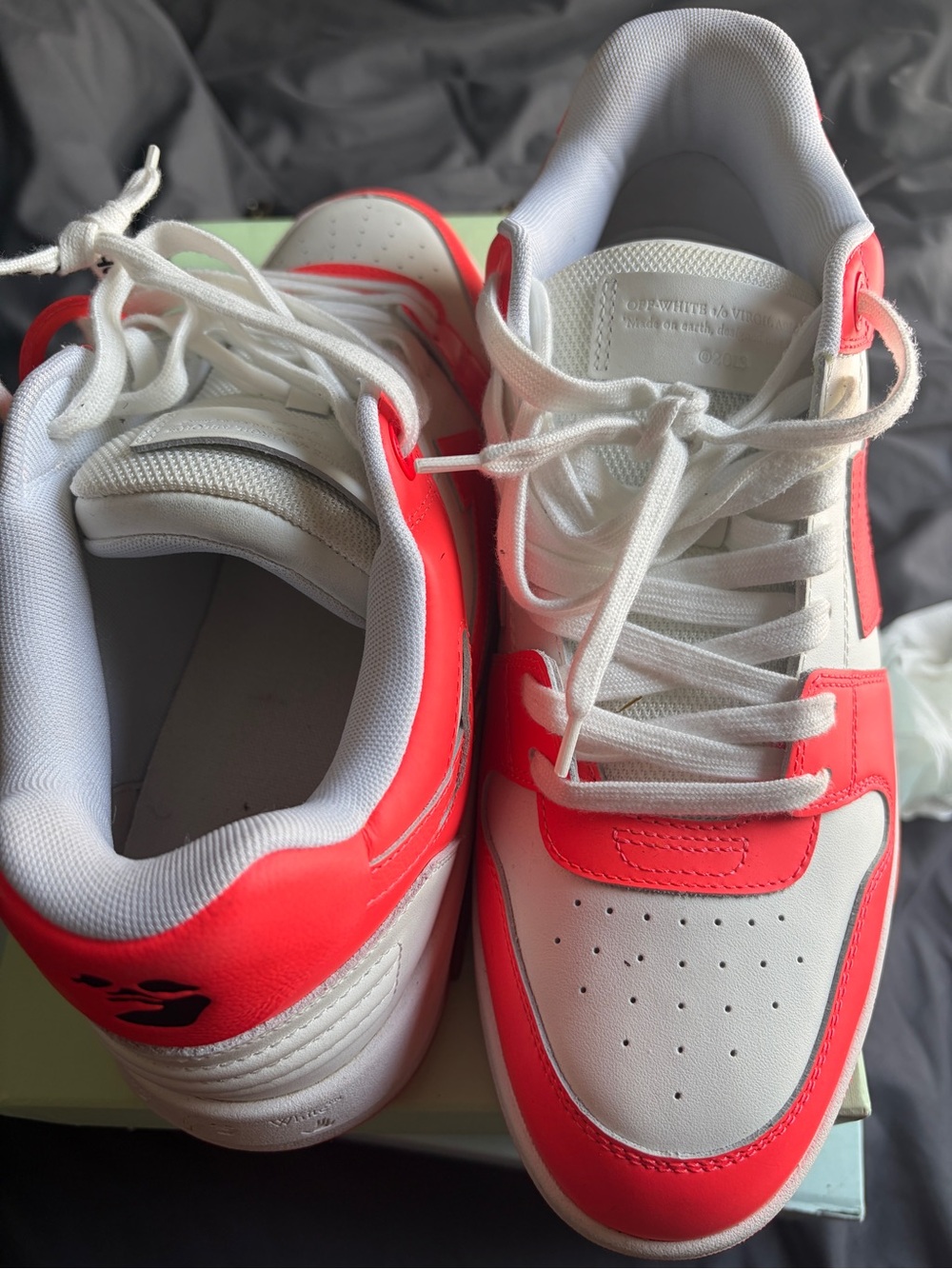 Off-White Men's White and Coral Pink Low-Top Sneakers
